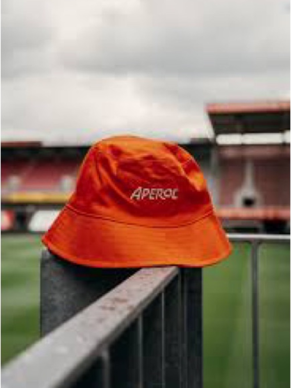 Aperol Spritz Bucket Orange Hat plus Fan